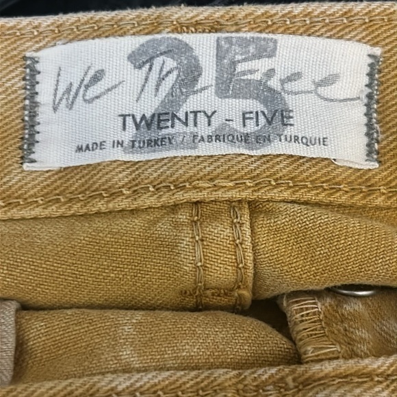 "NWT" FREE PEOPLE WOMEN'S MAGGIE DENIM JEAN SHORTS- YELLOW- SIZE 25‎ - Picture 7 of 12